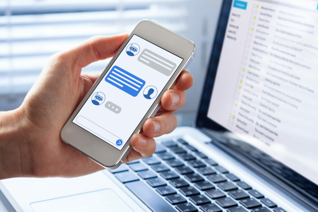 Conversation avec un chatbot sur smartphone