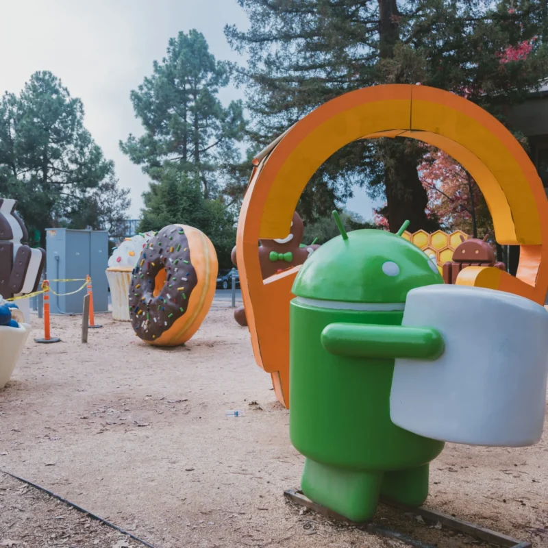 googleplex-playground-with-android-toys-at-google-2023-11-27-05-36-13-utc (1)